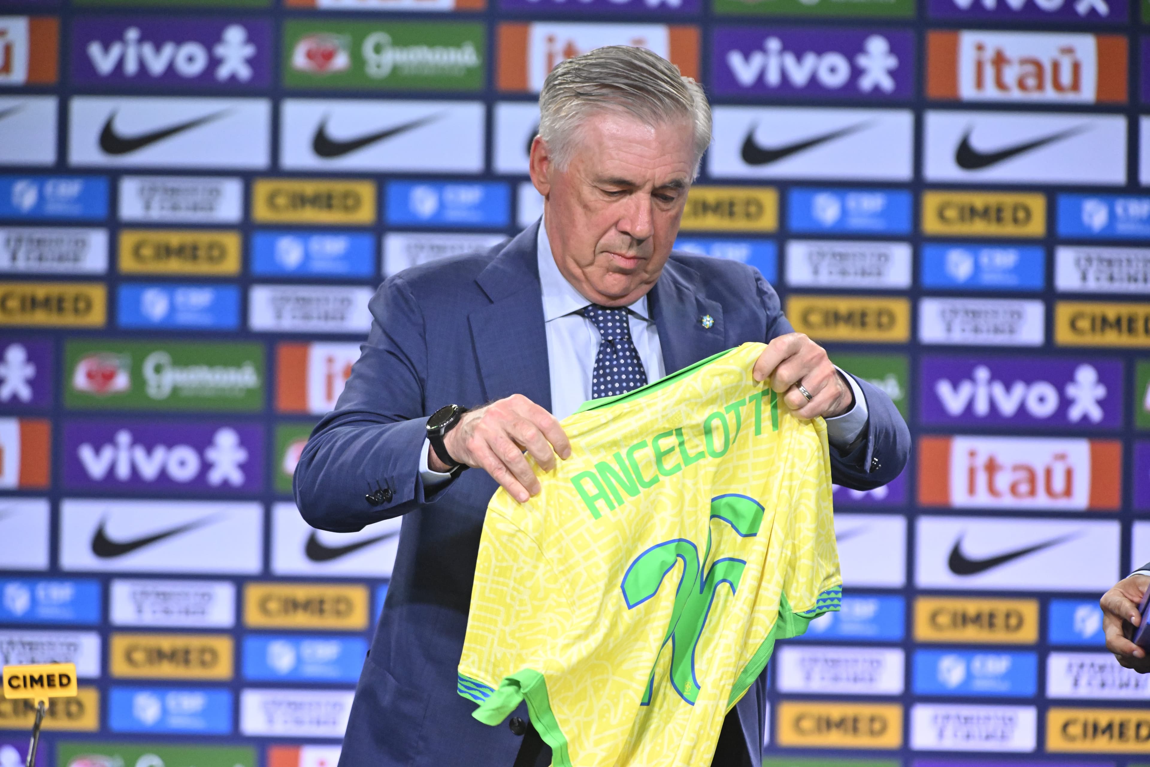 Brasile bloccato a Guayaquil: pari amaro per Ancelotti all’esordio