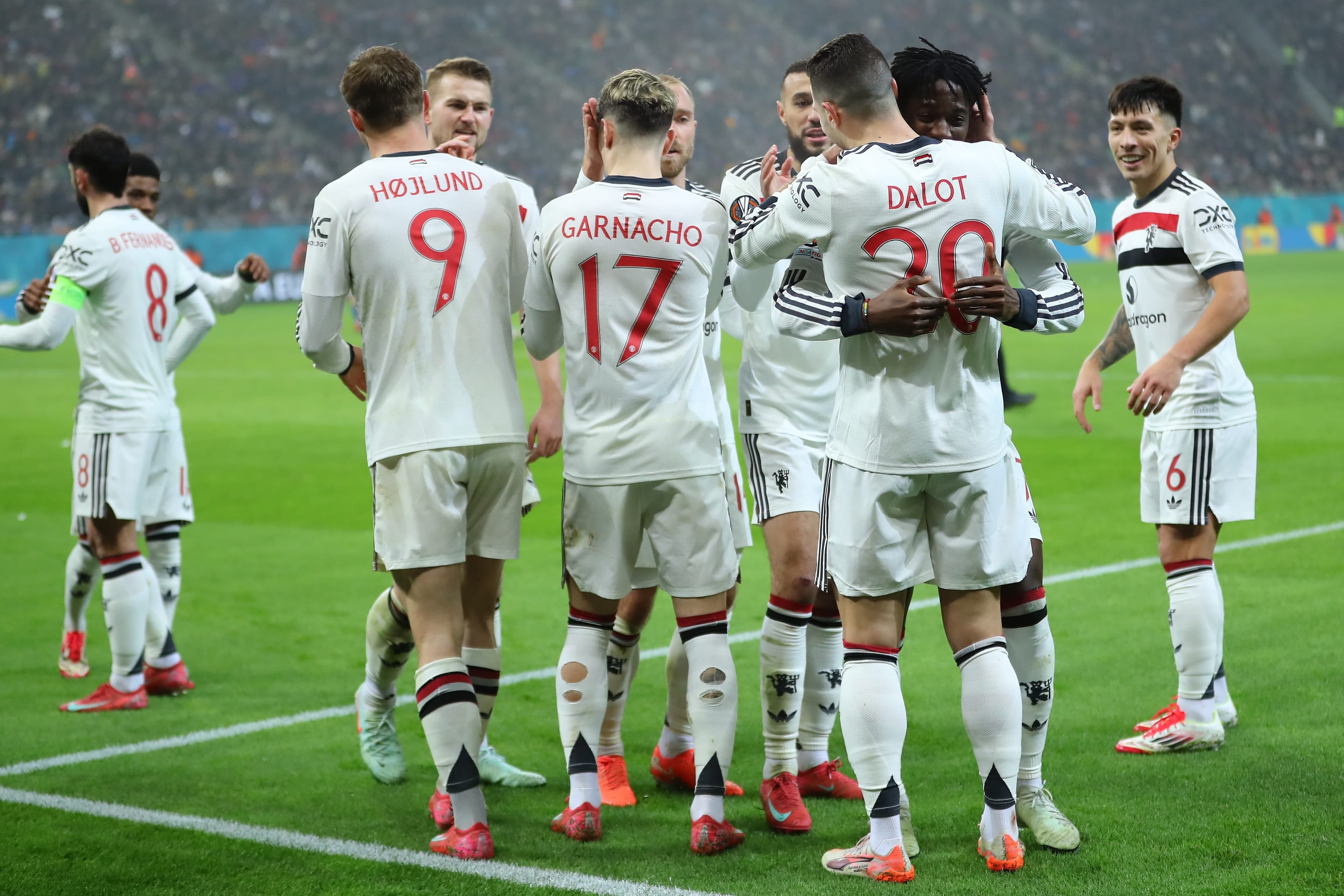 Manchester United rischia l'esclusione dalla Champions League se vince l'Europa League