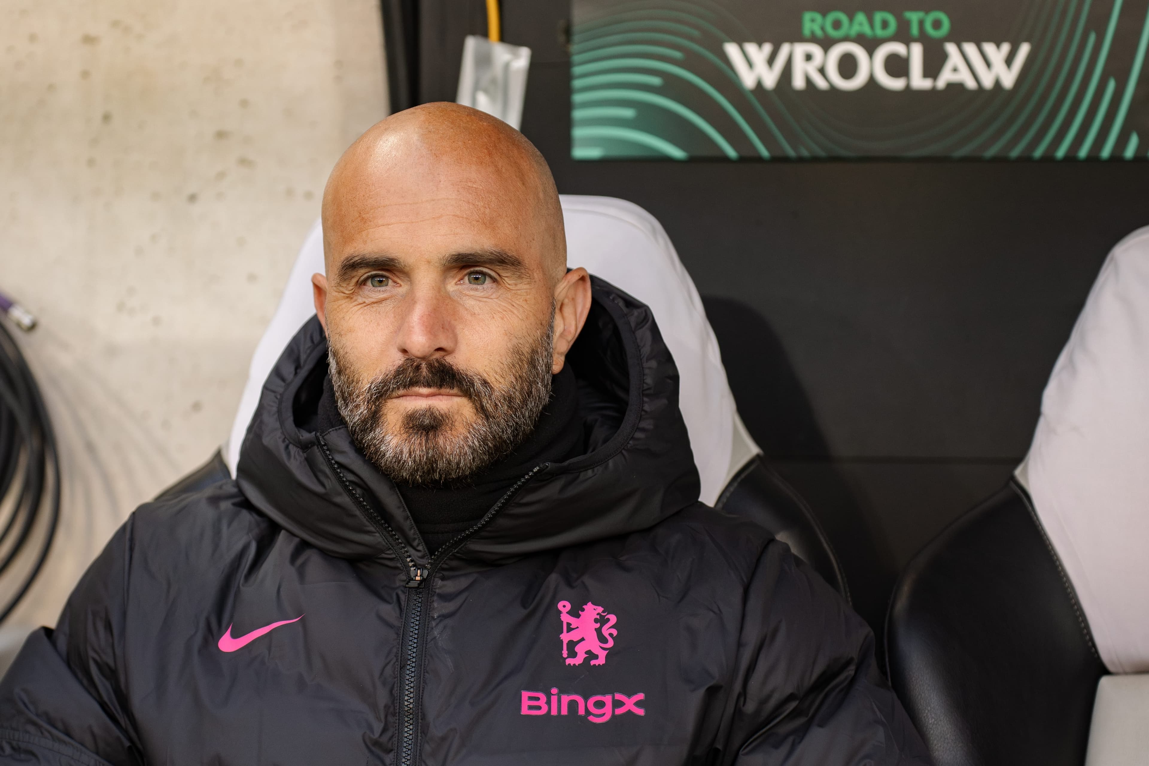Chelsea scatenato, ma servono altre 7 cessioni per finanziare Hato e Simons
