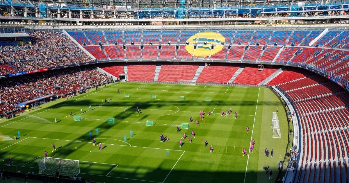 Barcellona, piano d'oro per lo Spotify Camp Nou: in arrivo 700 milioni con le licenze VIP