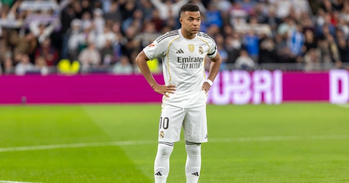 Mbappé spegne le polemiche: "Non è vero che abbiamo controllato il ginocchio sbagliato"