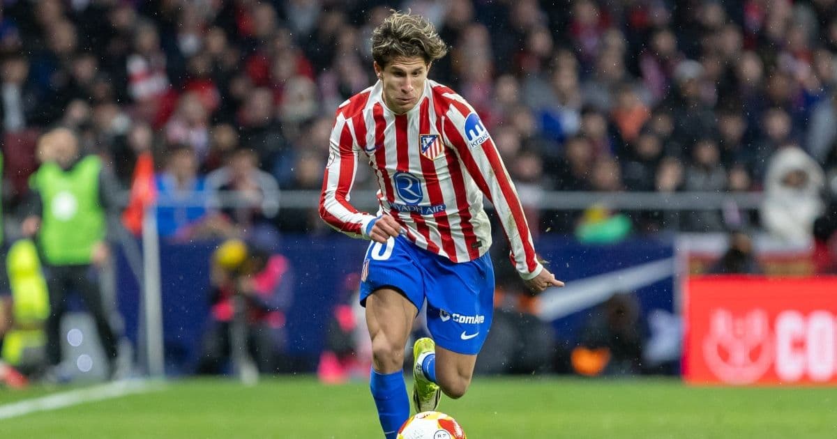 Caso Julián Álvarez: il 10 agosto il raduno con l'Atlético, ma l'entourage minaccia lo strappo per il Barcellona