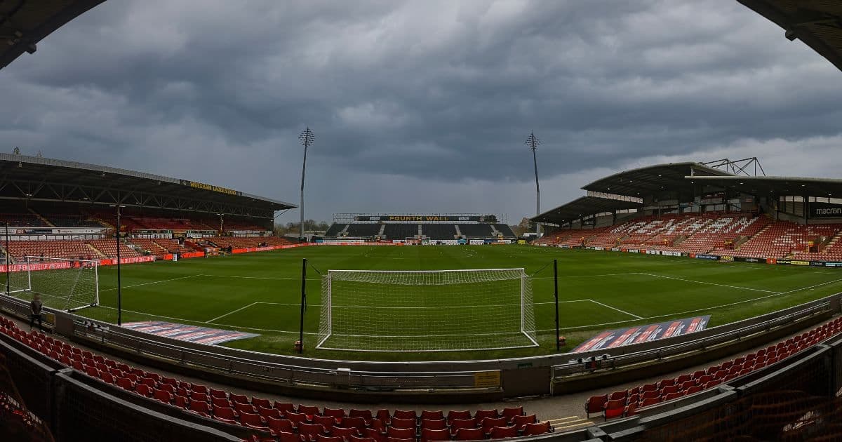 Wrexham, la nuova tribuna Kop prende forma: un’opera da 70 milioni per sognare la Premier League