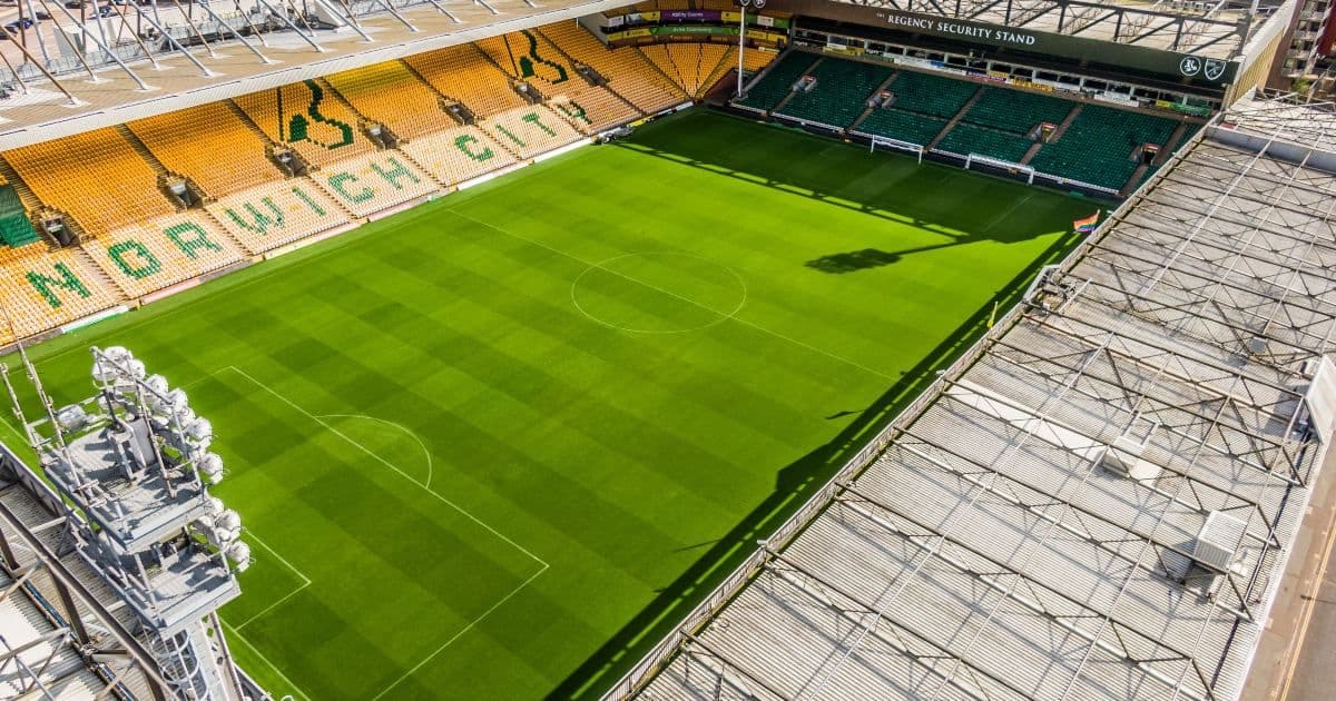 Pronostico Norwich City-Portsmouth: analisi e probabili formazioni 17/10/2026 Championship