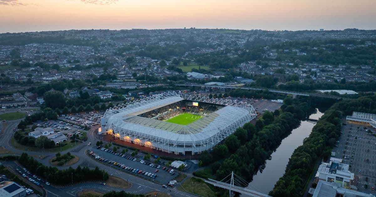 Pronostico Swansea City-West Ham United: analisi e probabili formazioni 17/10/2026 Championship